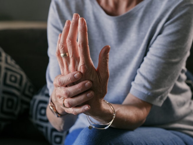 Phalens Test: What It Shows and How to Apply It