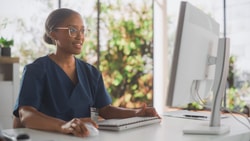 The strongest healthcare AI helps clinicians think at their best.